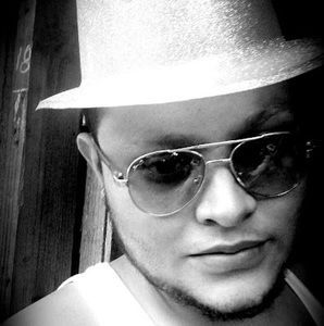 Meet your Posher, Kenneth